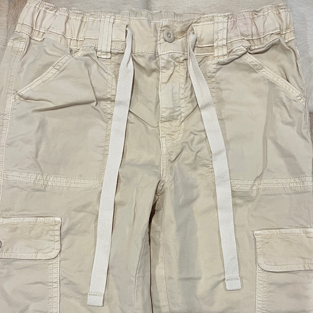 American Eagle Outfitters Cream Ankle Pants Medium